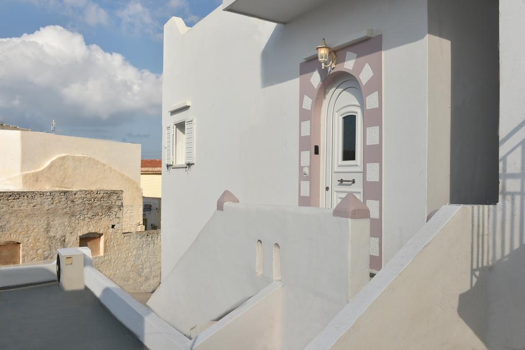 The Local House Apartment Parikia  Exterior photo