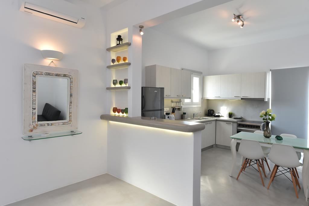 The Local House Apartment Parikia  Exterior photo