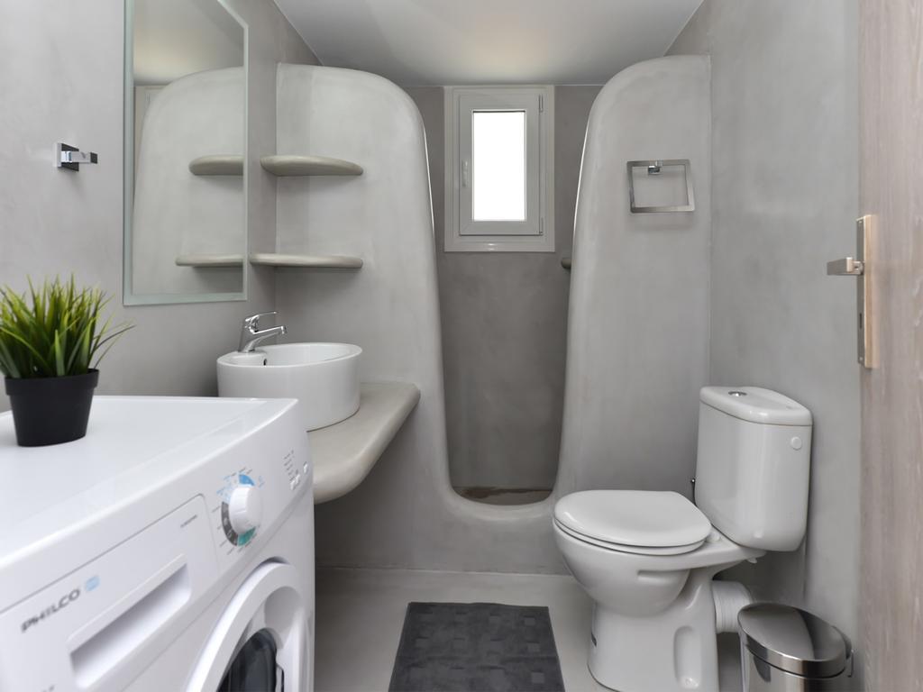 The Local House Apartment Parikia  Exterior photo